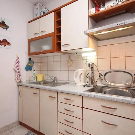 Апартаменты By The Sea Jelsa, Hvar - 8751